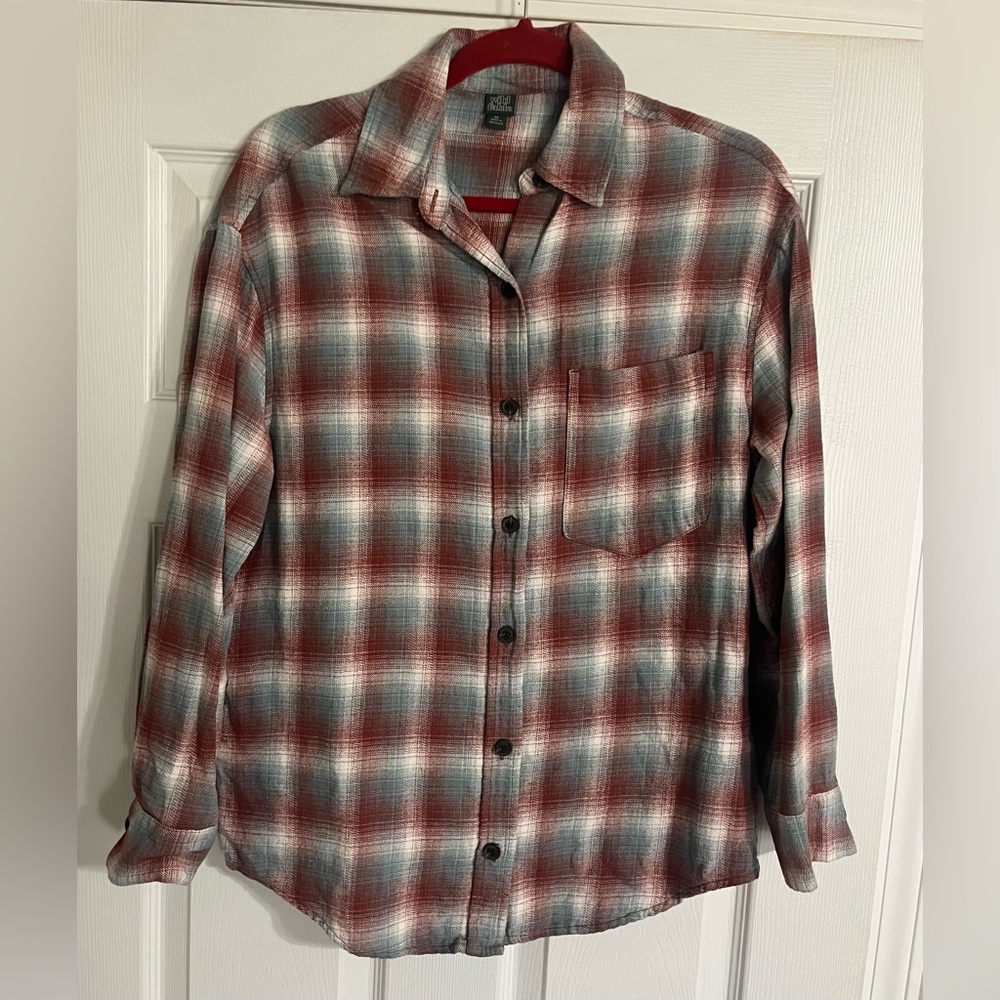 Women’s Casual Plaid flannel Shirt - Red and blue